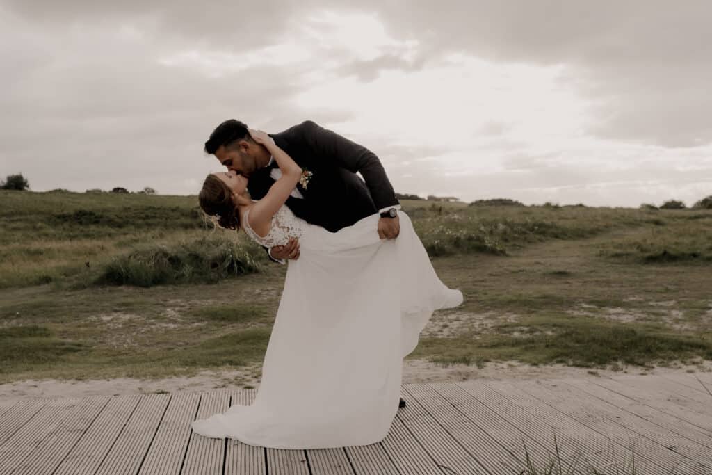 hochzeitsfotograf - standesamt minden - preußenmuseum - Hochzeitsreportage - hochzeitsfotos - heiraten Nordsee - Fotograf norddeutschland - schillig - verlobt - brautpaar